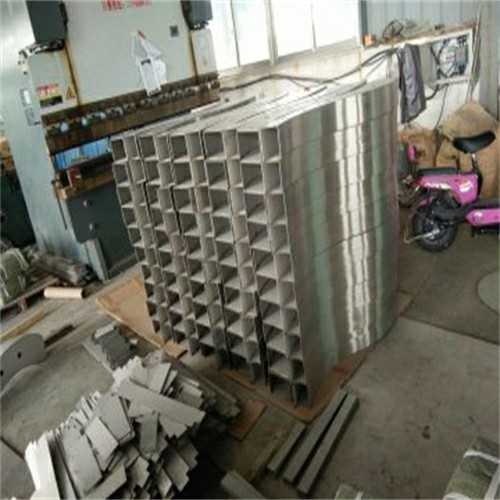 烏海不銹鋼復(fù)合管不銹鋼碳素鋼復(fù)合管不銹鋼復(fù)合管天橋欄桿