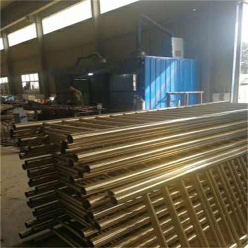 哈爾濱不銹鋼城市護(hù)欄橋梁防撞護(hù)欄不銹鋼復(fù)合管市政欄桿