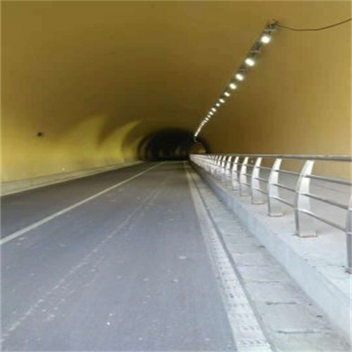 浙江舟山市防撞不銹鋼復(fù)合管欄桿服務(wù)細(xì)致周到