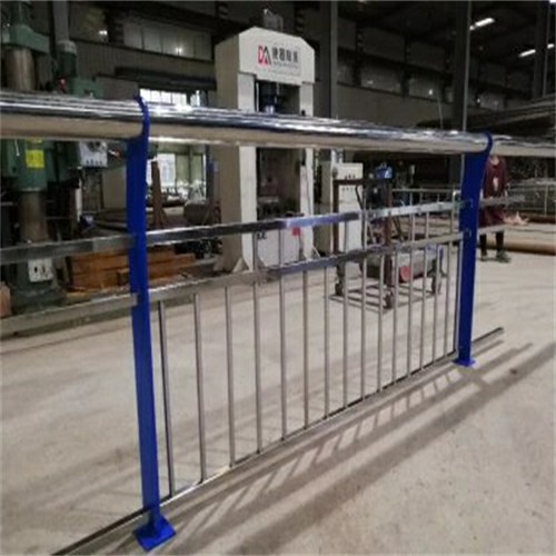 安徽蚌埠市異形鋁藝護(hù)欄樣式