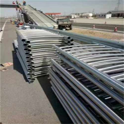 湘西不銹鋼復合管護欄201不銹鋼復合管價格不銹鋼復合管橋梁防撞欄桿