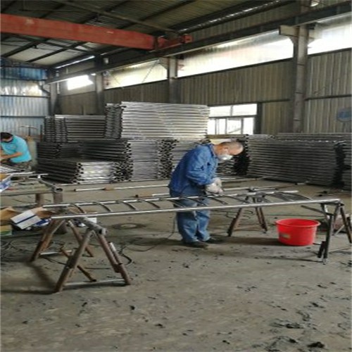 安徽馬鞍山市城市LED燈光護欄規(guī)格