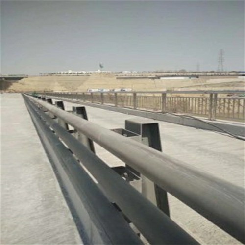 資陽不銹鋼復(fù)合管外復(fù)201不銹鋼復(fù)合管不銹鋼復(fù)合管橋梁防撞欄桿