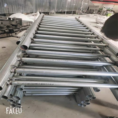 三亞金屬梁柱式中央防撞護欄