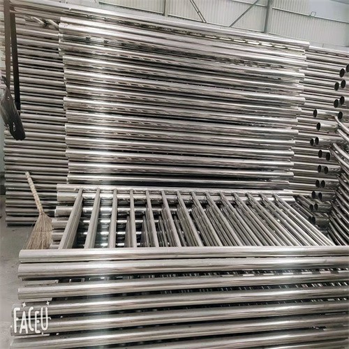 鄭州江蘇不銹鋼復(fù)合管護(hù)欄企業(yè)-大廠直銷