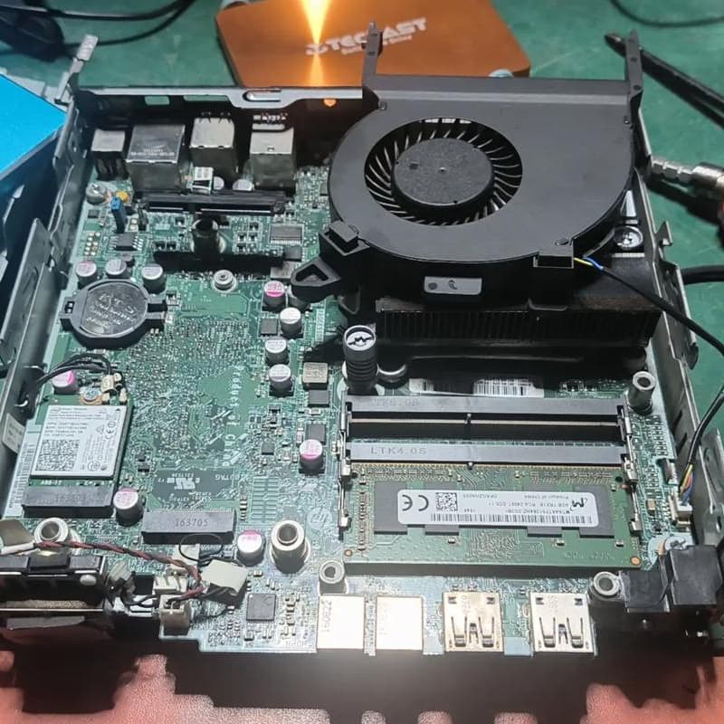 辦公室設(shè)備回收機(jī)房設(shè)備回收一站式回收