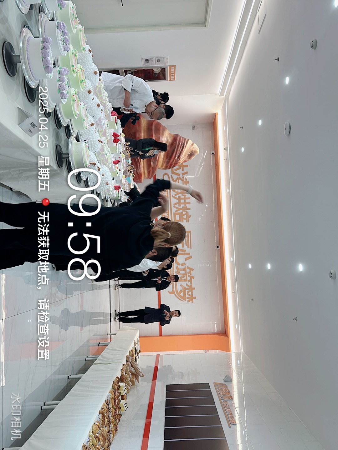 懷來虎振中西糕點(diǎn)培訓(xùn)學(xué)校中西糕點(diǎn)裱花技校哪家好