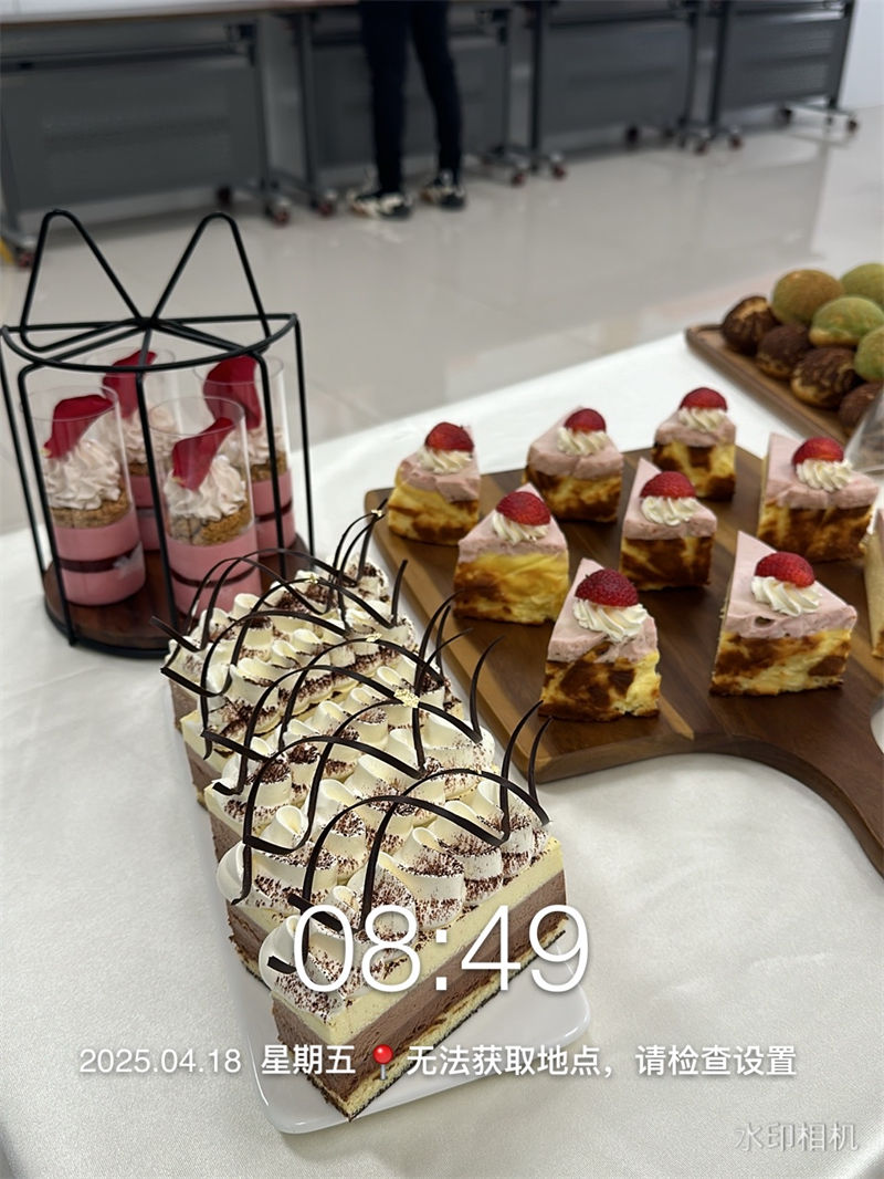 秦皇島高考落榜學(xué)裱花師培訓(xùn)班女孩學(xué)啥專業(yè)