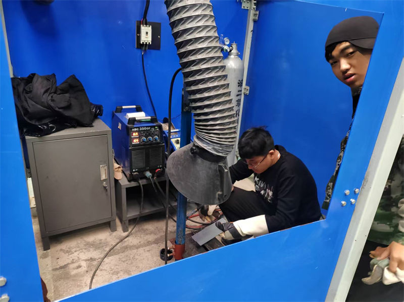 純學(xué)技術(shù)的電氣焊短期培訓(xùn)男生學(xué)什么好高薪就業(yè)