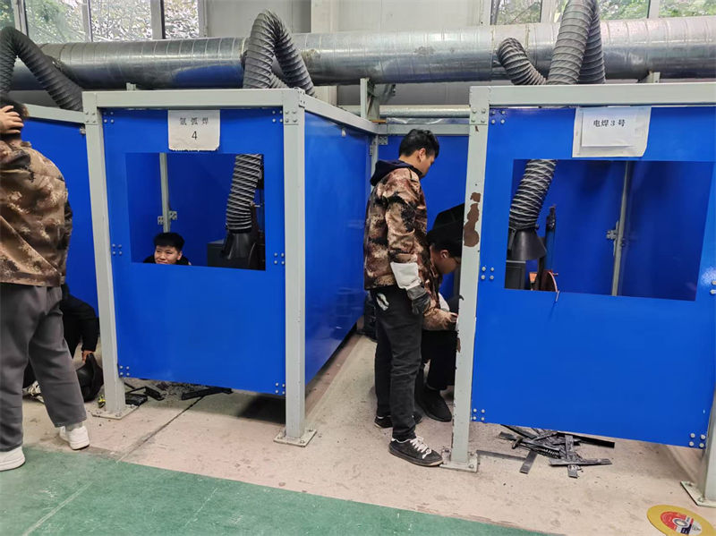 純學(xué)技術(shù)的電氣焊培訓(xùn)有前途的專業(yè)