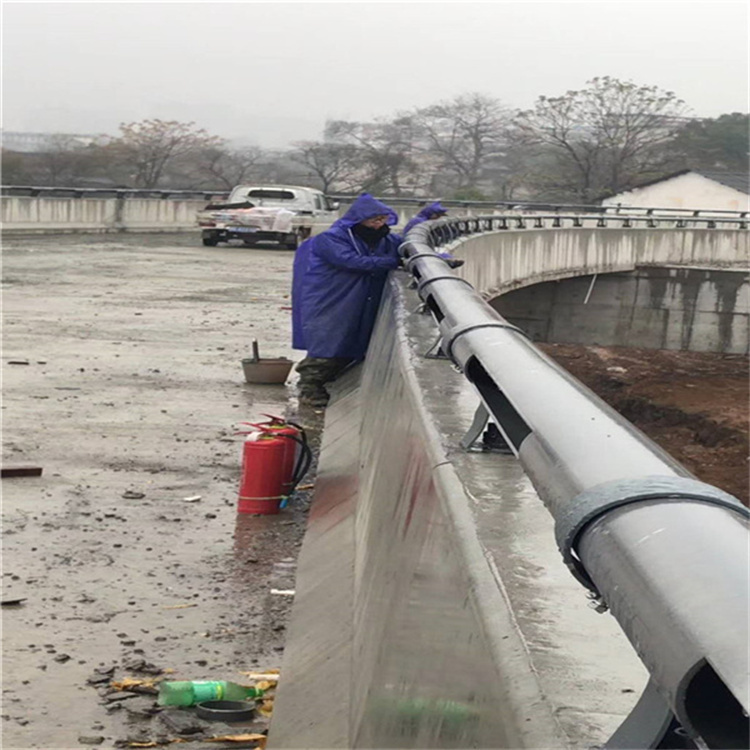 喷漆护栏异性栏杆加工附近制造商