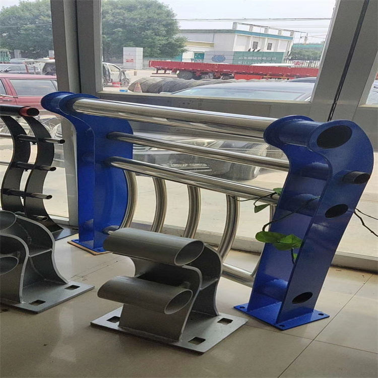 宿州橋梁公路防撞護(hù)欄生產(chǎn)制作