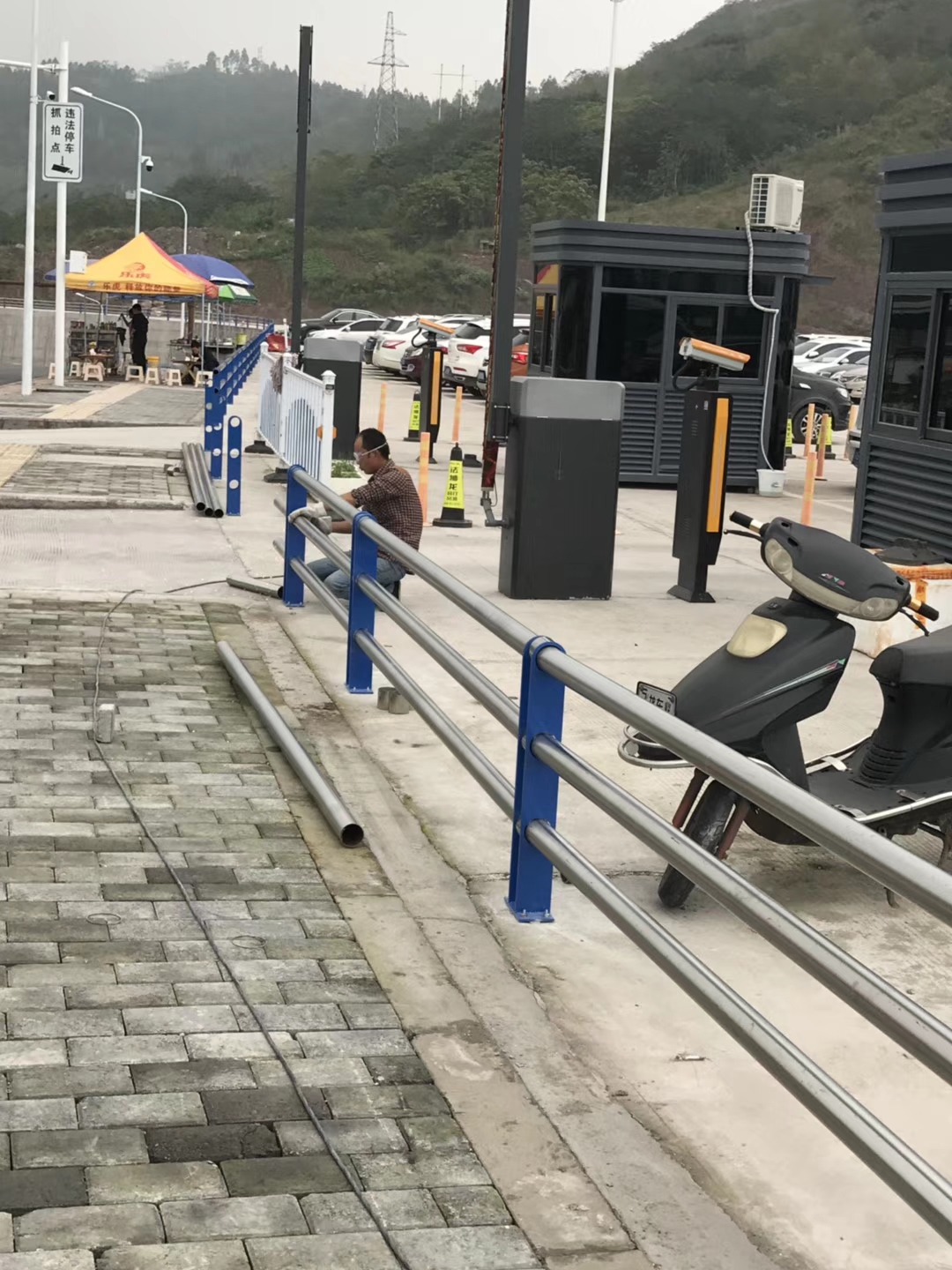 304不銹鋼護(hù)欄多少錢供求信息