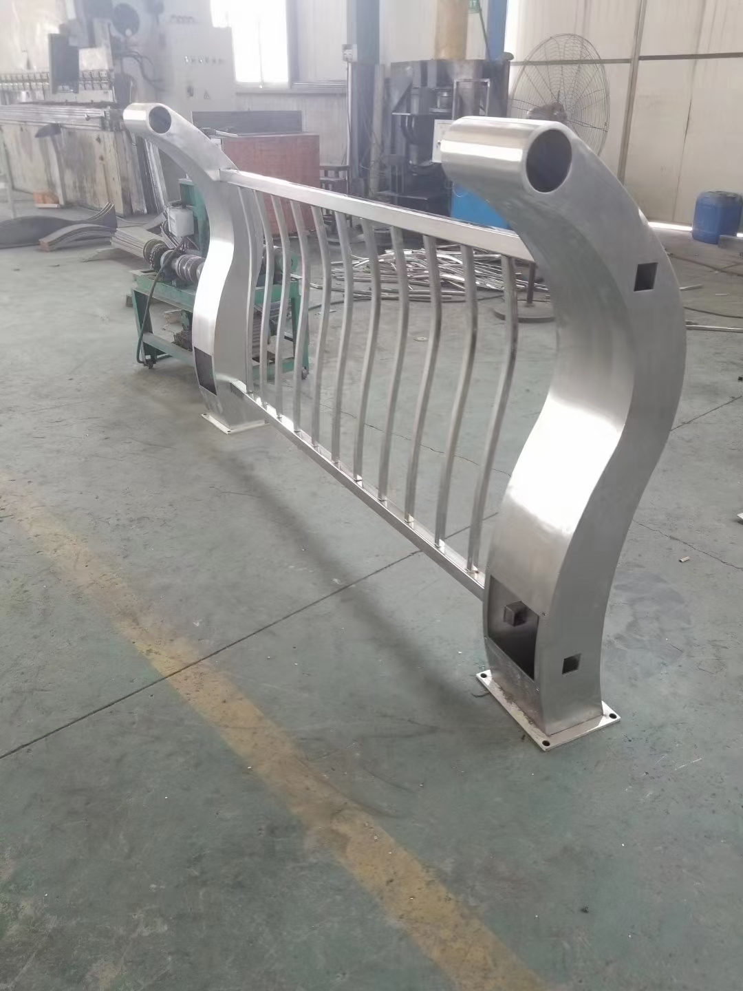 噴塑防護欄生產(chǎn)基地