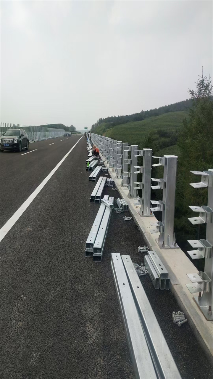 不銹鋼市政護(hù)欄樣式