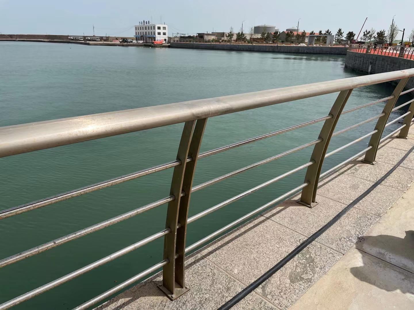 【護欄景觀欄桿符合標準】