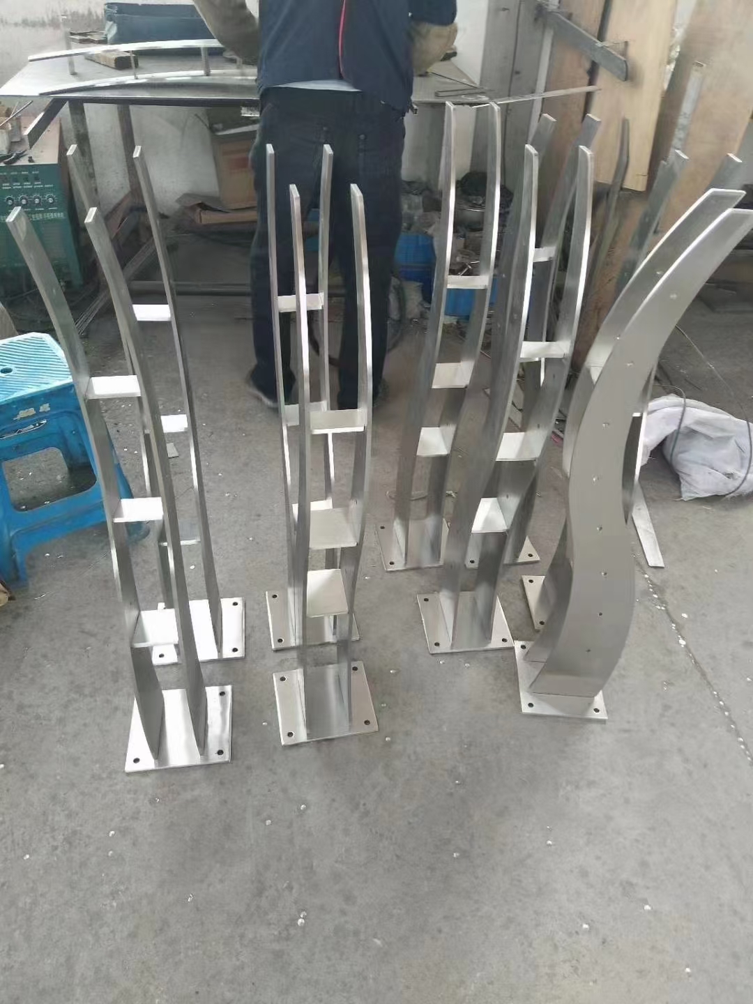 護(hù)欄不銹鋼管護(hù)欄產(chǎn)品細(xì)節(jié)