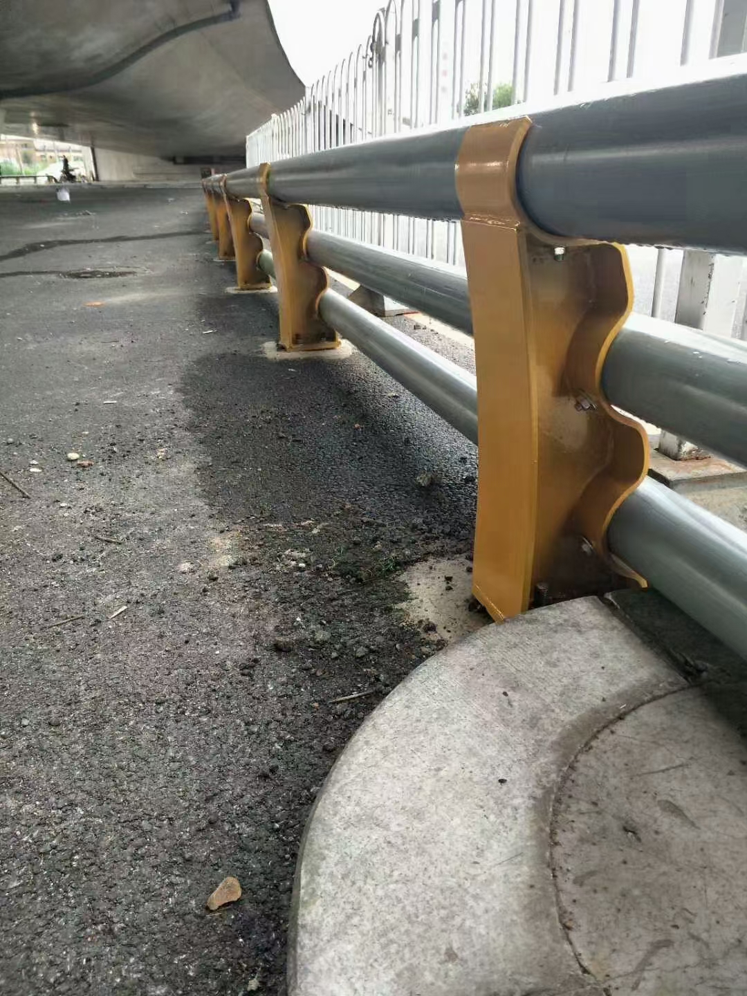 石家莊橋梁防撞護(hù)欄現(xiàn)貨報(bào)價(jià)