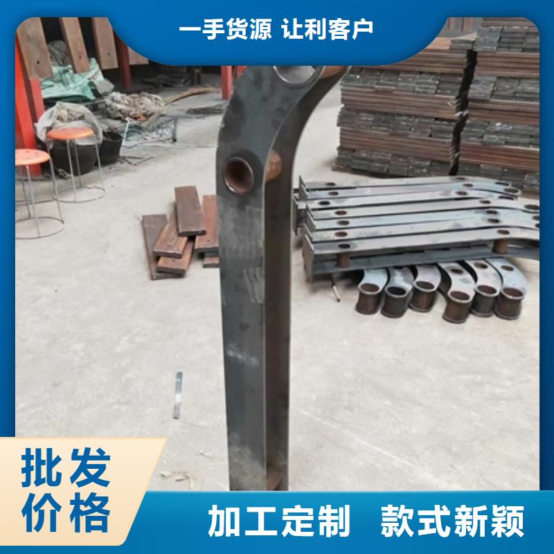 護(hù)欄道路防護(hù)護(hù)欄本地廠家值得信賴(lài)品質(zhì)卓越