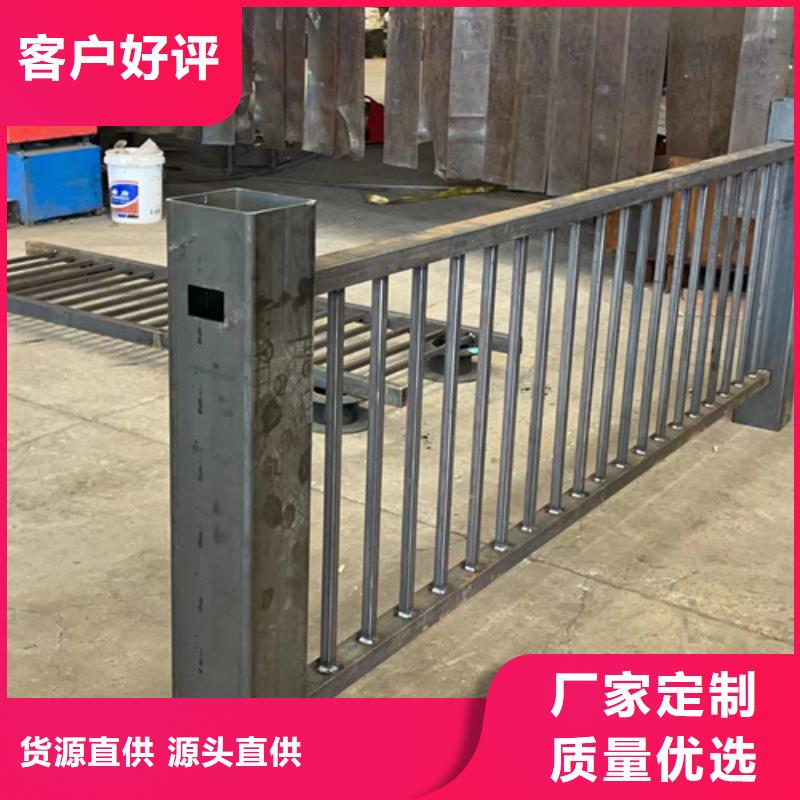 不銹鋼復(fù)合管橋梁防撞護欄真實拍攝品質(zhì)可靠同城生產(chǎn)廠家