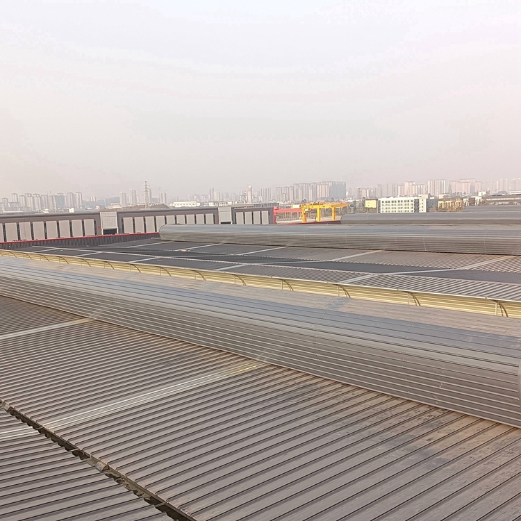 6型智能啟閉式橫向通風(fēng)天窗來(lái)廠考察