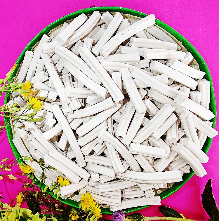 消石灰廠家-質(zhì)量可靠