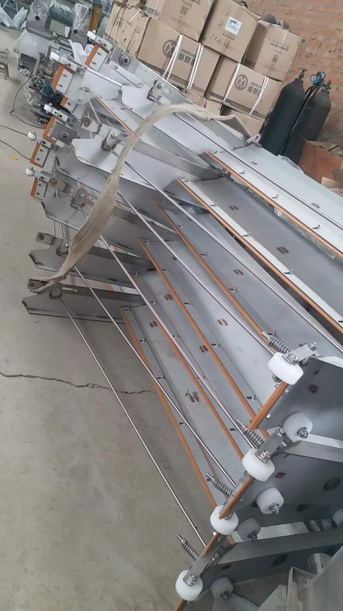 豬場刮糞機規(guī)格