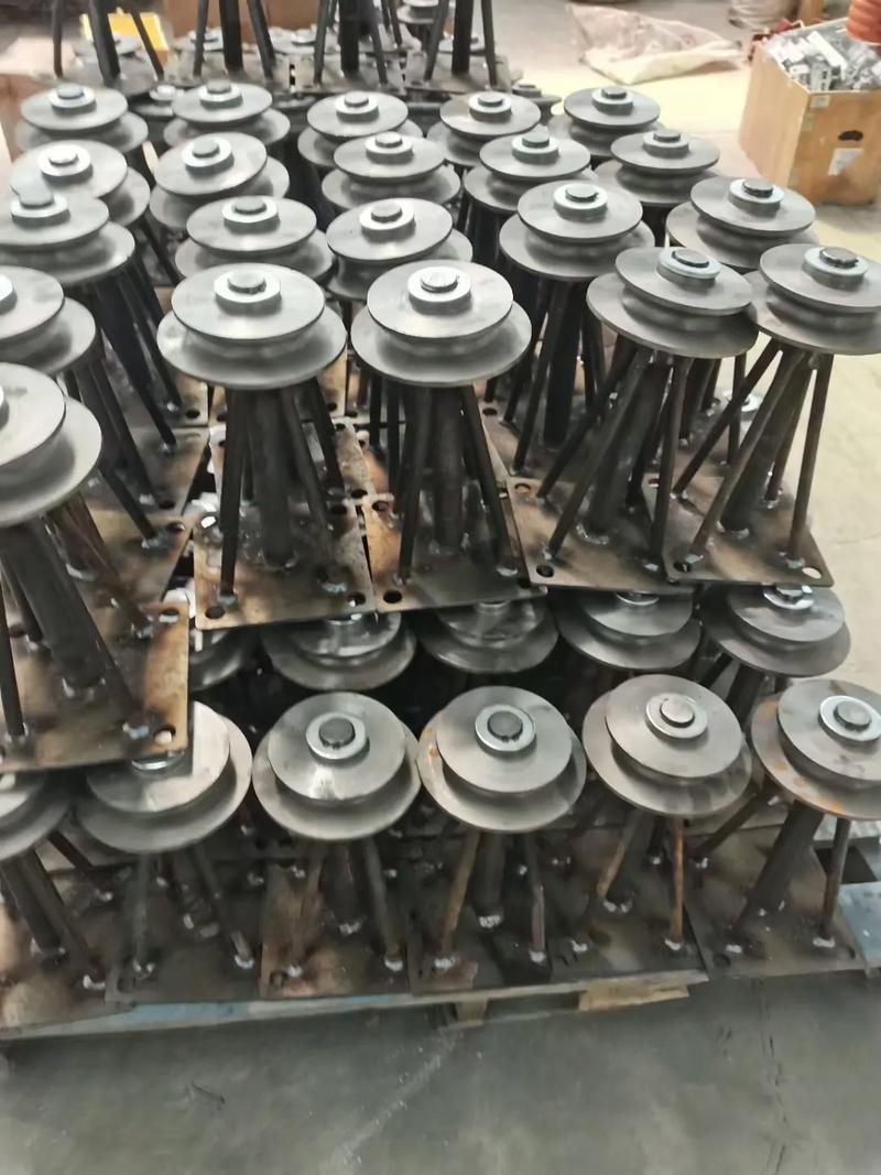 湖州羊場刮糞機設計