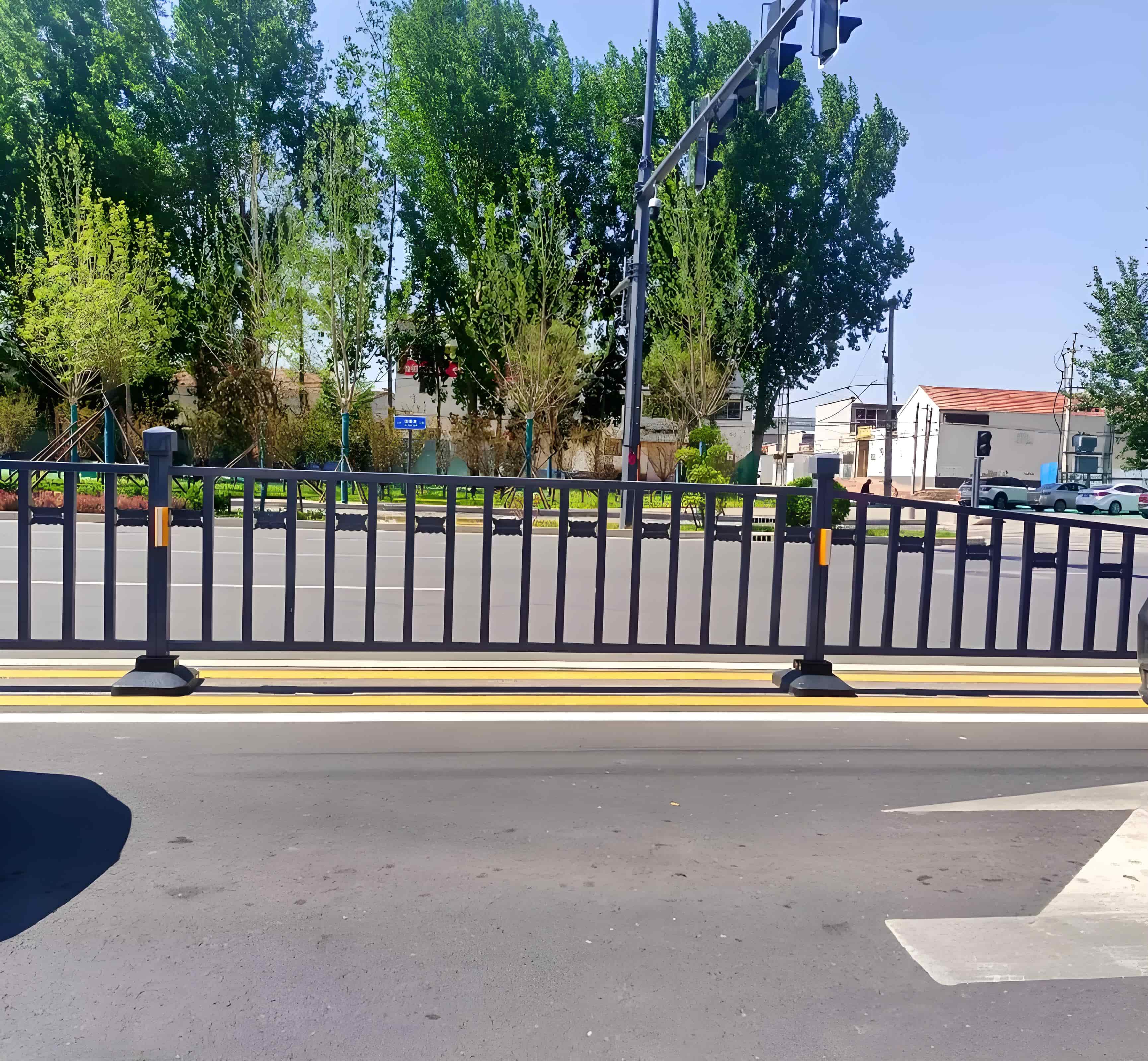 林芝市政護(hù)欄圍欄歡迎咨詢