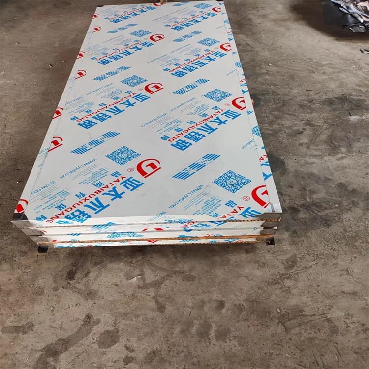 優(yōu)質(zhì)鉛門工藝精湛