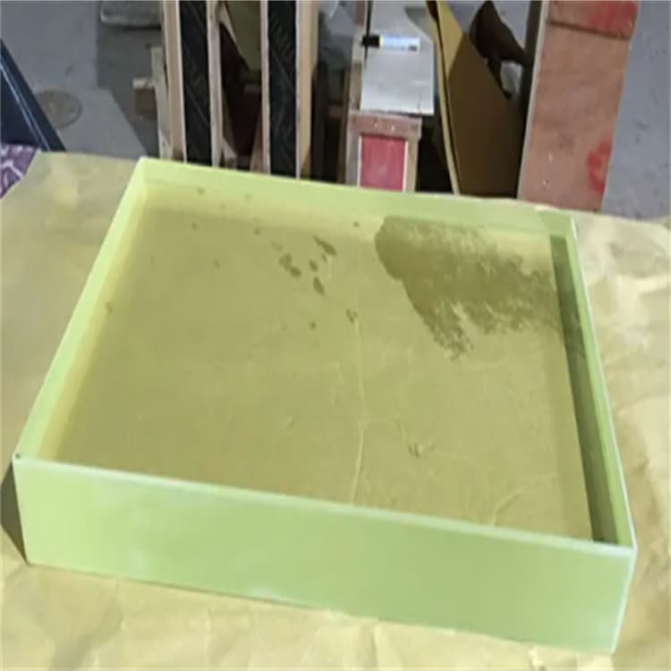 批發(fā)折射防護(hù)鉛玻璃的廠家