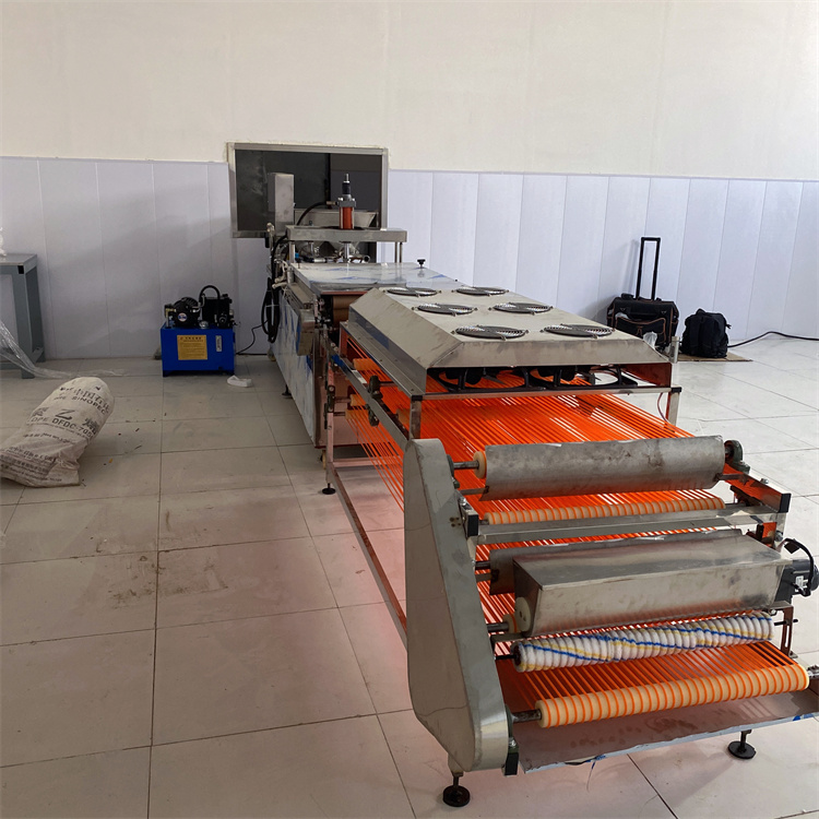 貴州省貴陽烙餅機應(yīng)該如何安裝