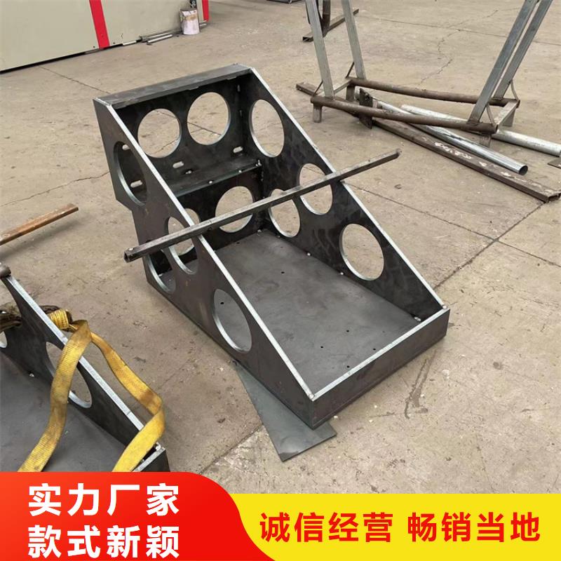 張家界橋面護(hù)欄驗(yàn)貨合格