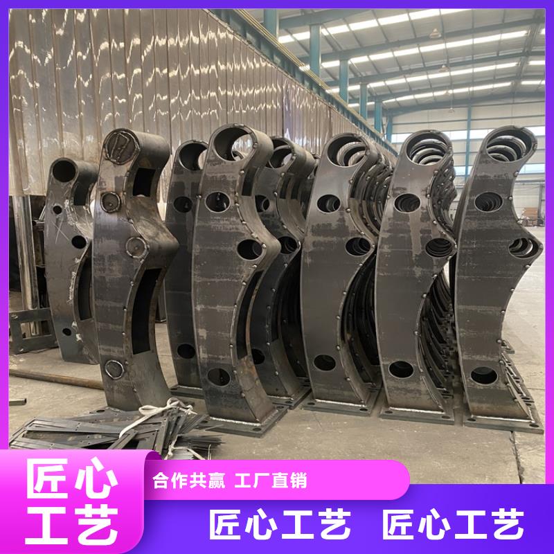 遼寧錦州304不銹鋼復(fù)合管橋梁護(hù)欄歡迎來電咨詢