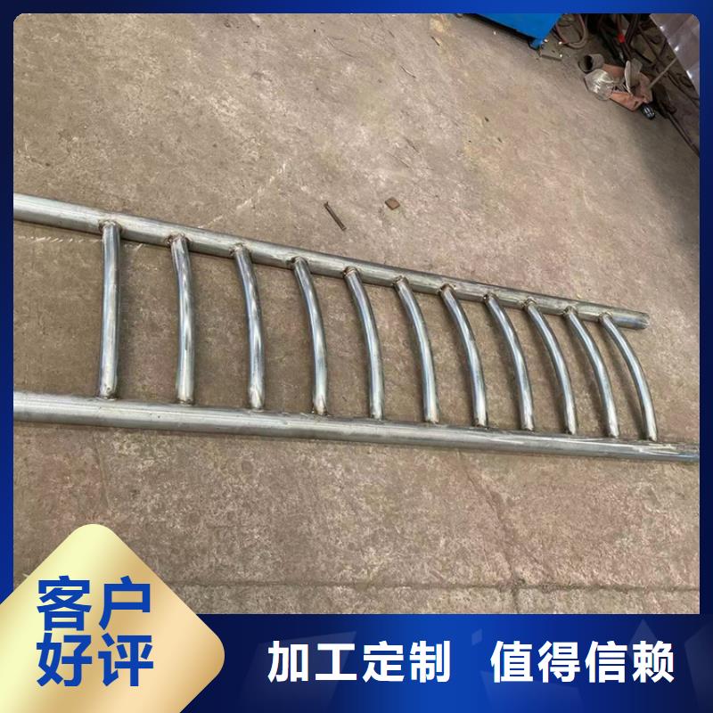 阿壩橋梁燈光防撞護欄-橋梁燈光防撞護欄廠家直發(fā)