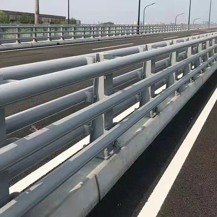 綏化批發(fā)不銹鋼復合管_廠家/供應