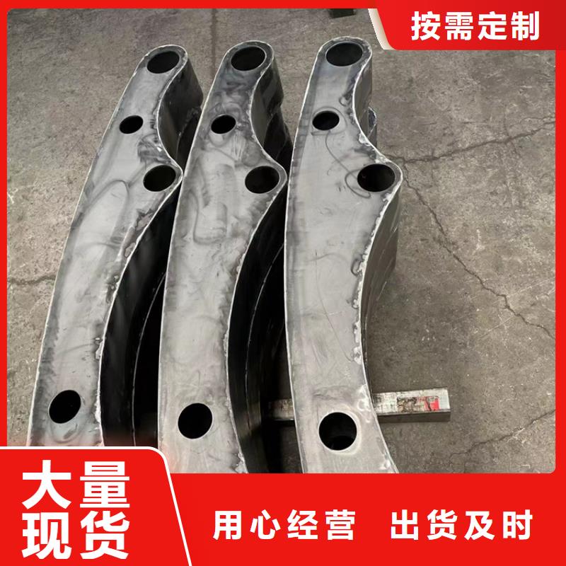 那曲生產(chǎn)鋼制防撞護(hù)欄的當(dāng)?shù)貜S家