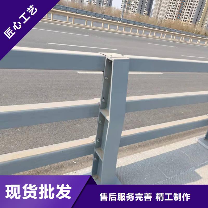 甘孜道路護(hù)欄新品