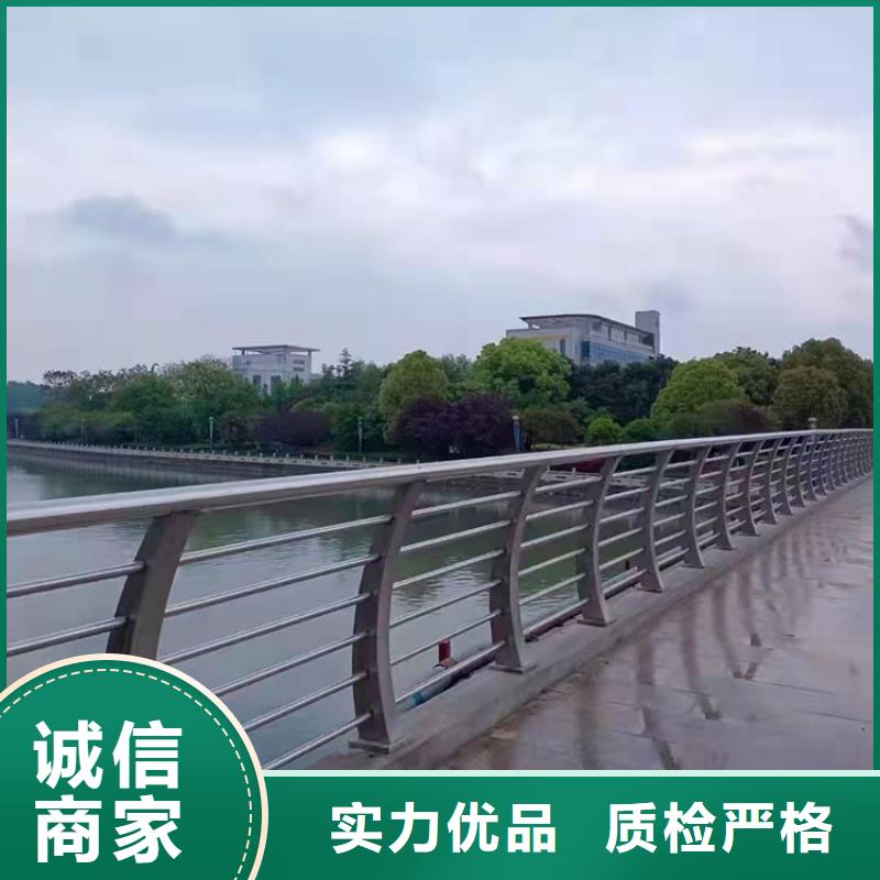 荊州道路防撞護(hù)欄足量供應(yīng)