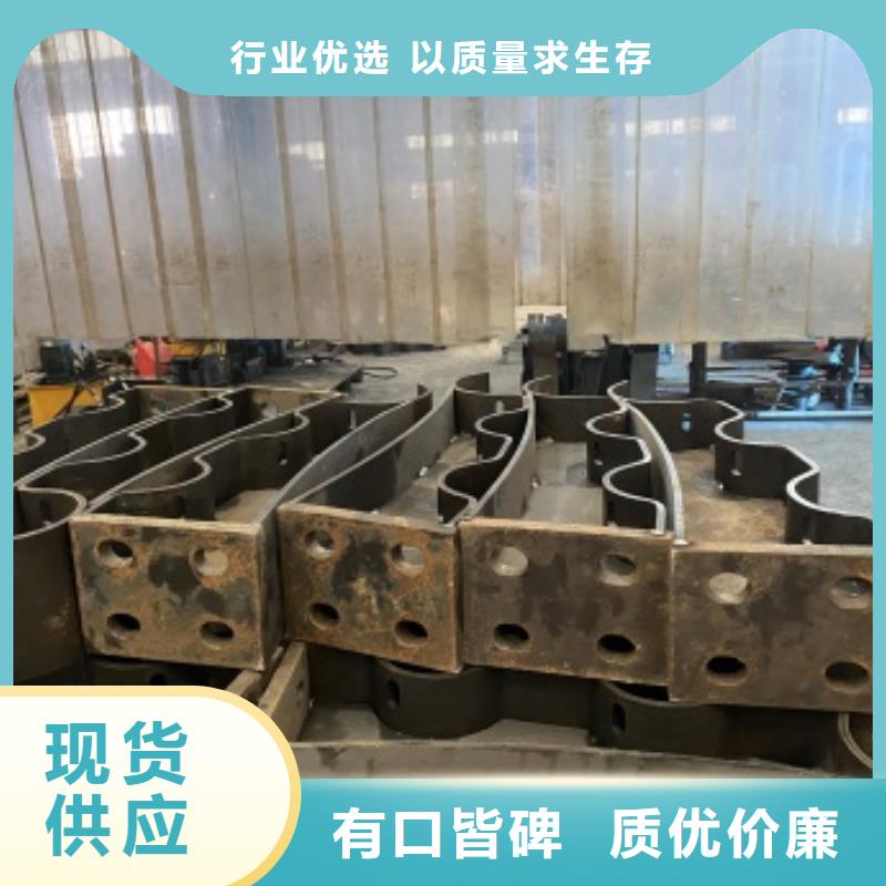 昆明常年供應(yīng)道路護欄廠家
