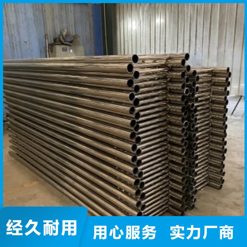 湘潭誠(chéng)信的304不銹鋼復(fù)合管欄桿生產(chǎn)廠家