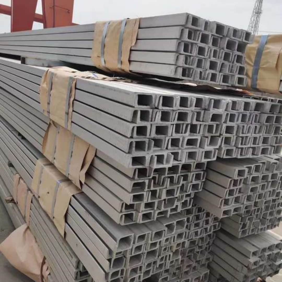 不銹鋼角鋼20G高壓無縫管廠家擁有先進(jìn)的設(shè)備當(dāng)?shù)亟?jīng)銷商