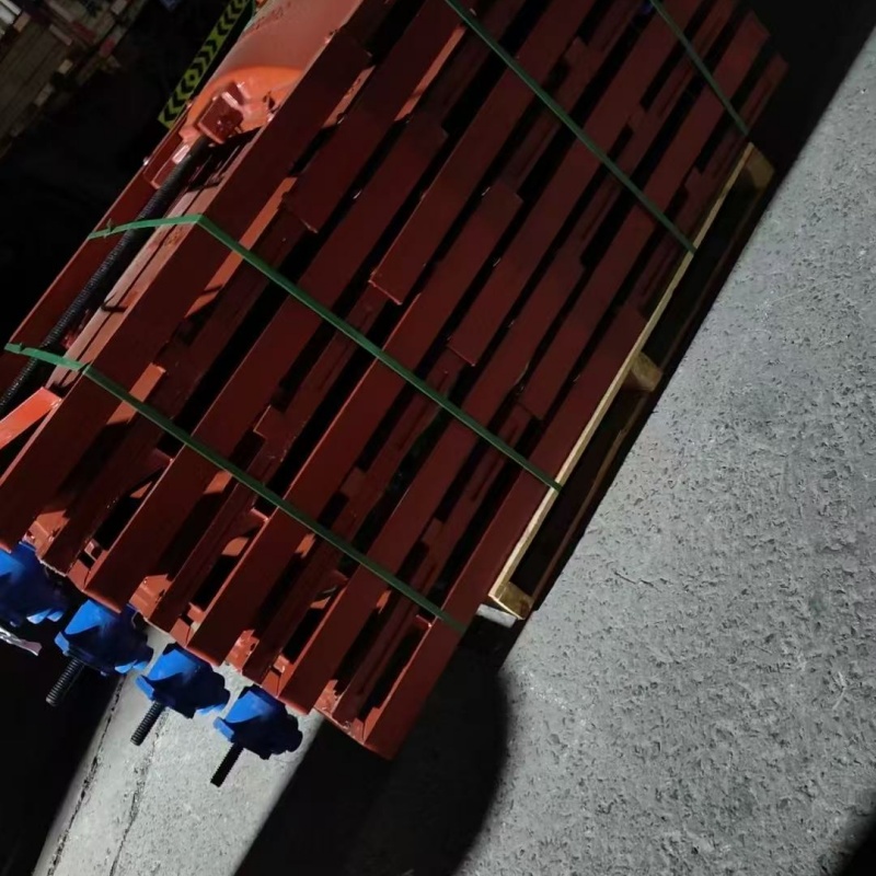 庫存充足的管道水閘門啟閉機(jī)閘門供貨商