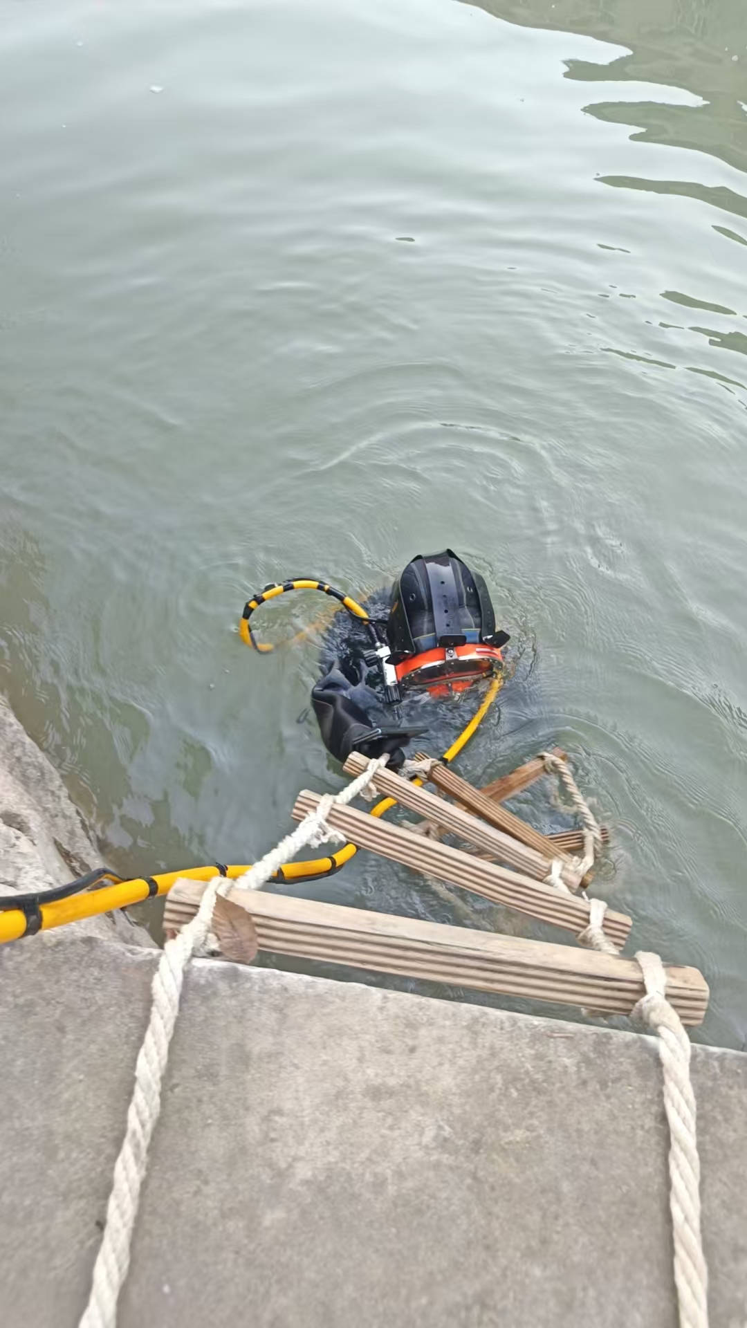 湛江專業(yè)潛水打撈公司30分鐘速達