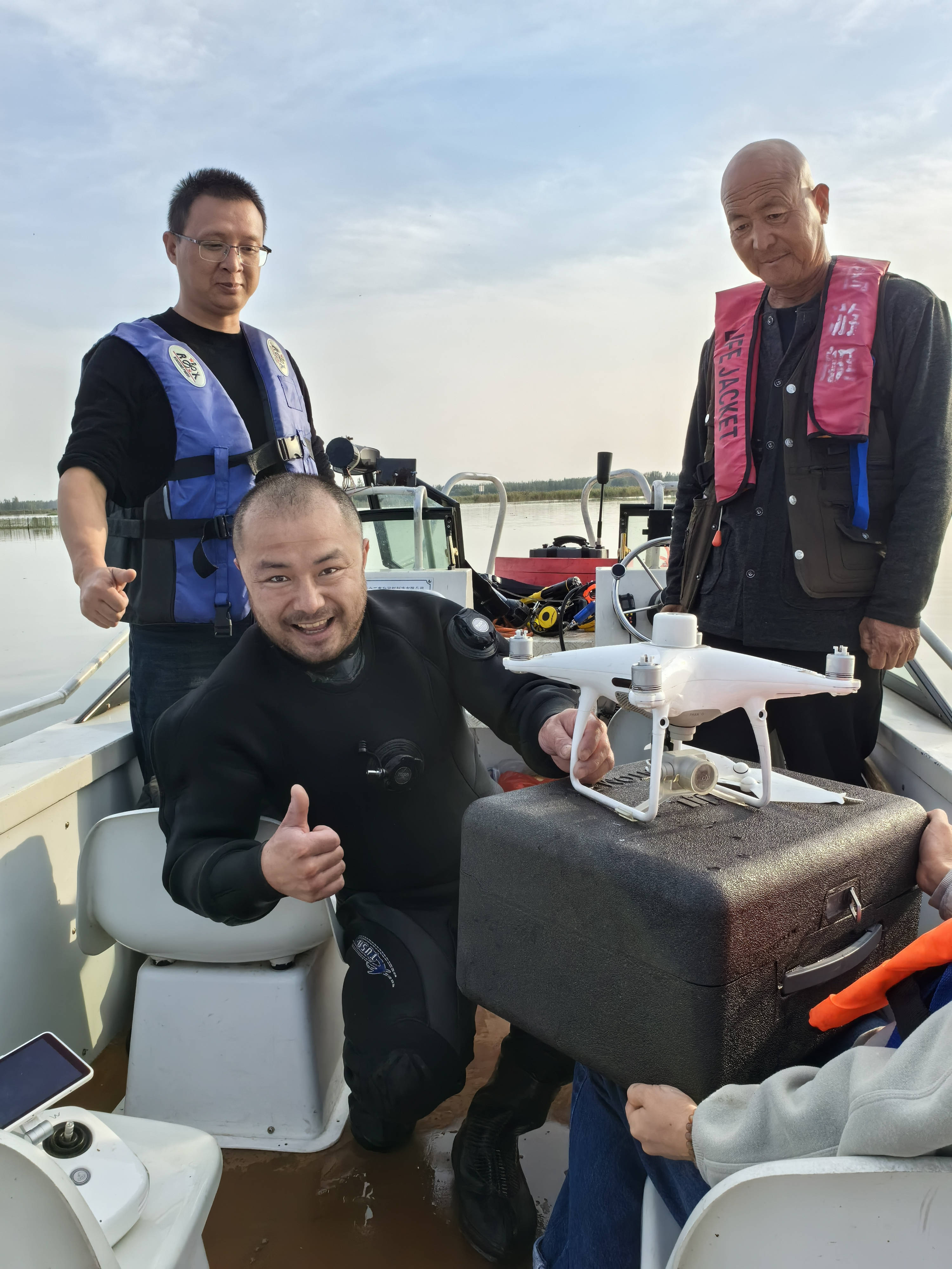 鶴崗水下打撈物品本地服務(wù)公司