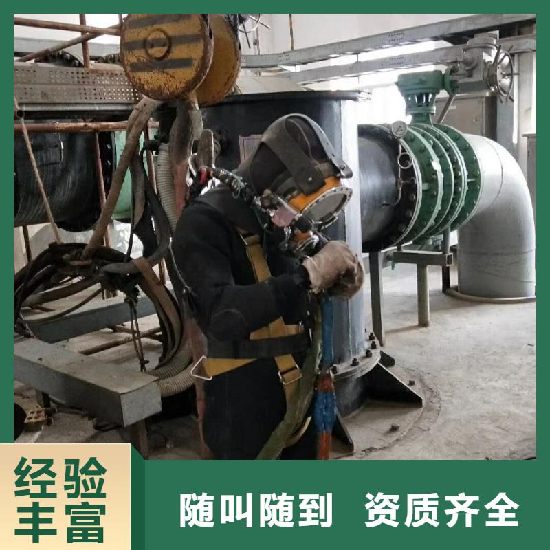 水上浮吊船堤防工程施工注重質量當?shù)厣a(chǎn)廠家