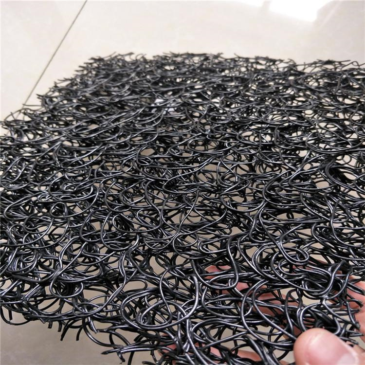 長垣整體式復合反濾層_復合排水隔離墊來圖定制量大從優(yōu)