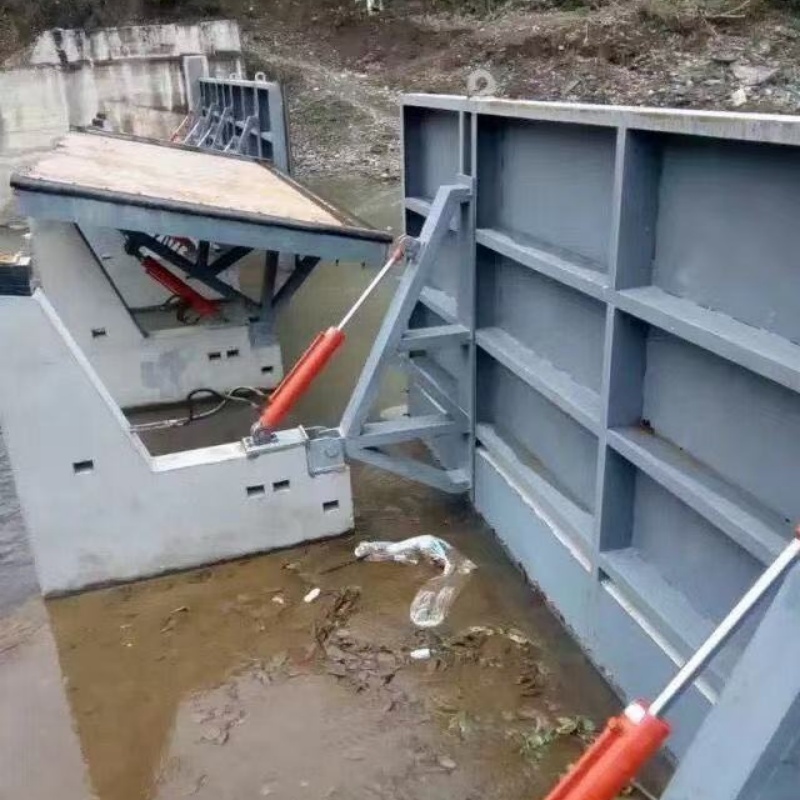 翻板閘門現(xiàn)貨充裕