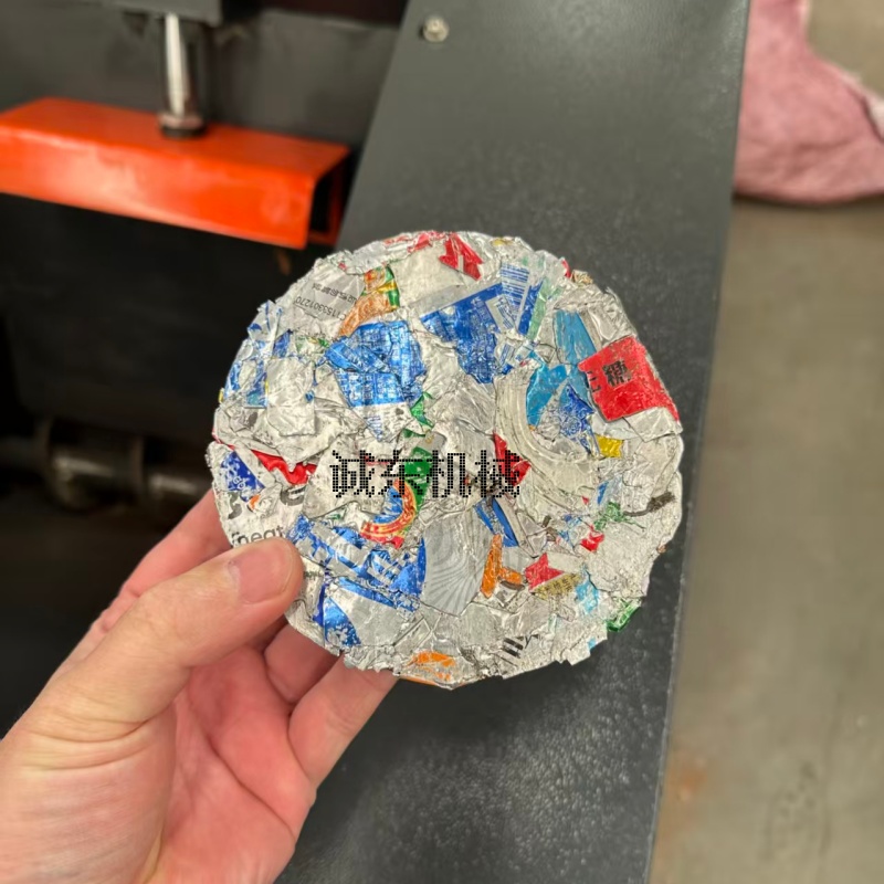 壓餅機(jī)撕碎機(jī)廠家用心制造