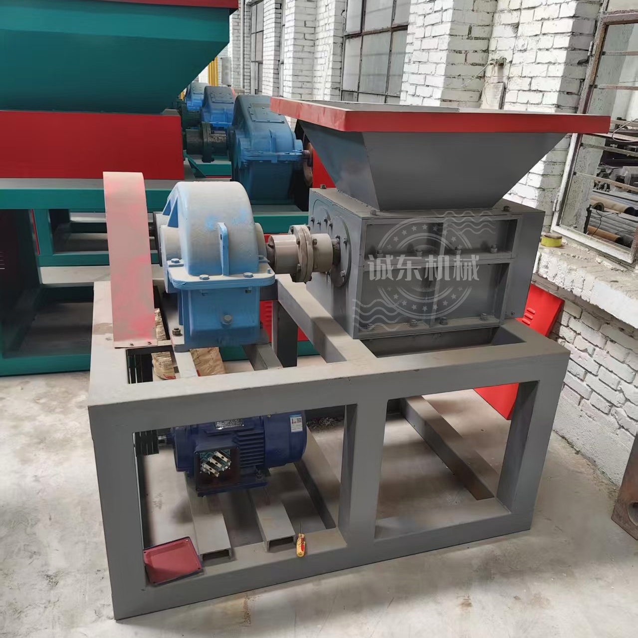 撕碎機(jī)_廢鋼撕碎機(jī)保質(zhì)保量